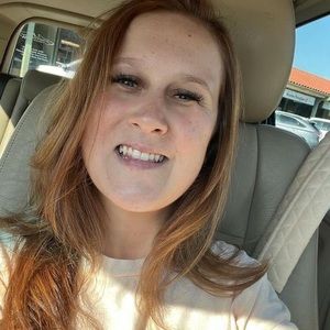 Meet your Posher, Chloé-marie